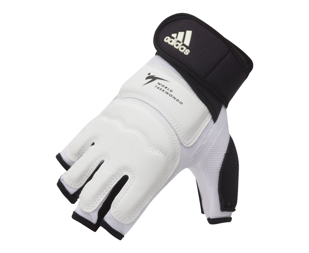 Перчатки для тхэквондо WT Fighter Gloves белые