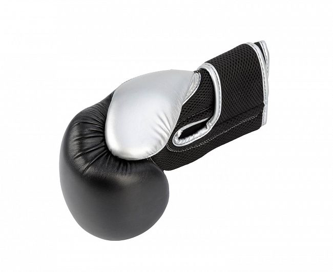 Перчатки боксерские Clinch Aero 2.0 черно-серебристые фото 5