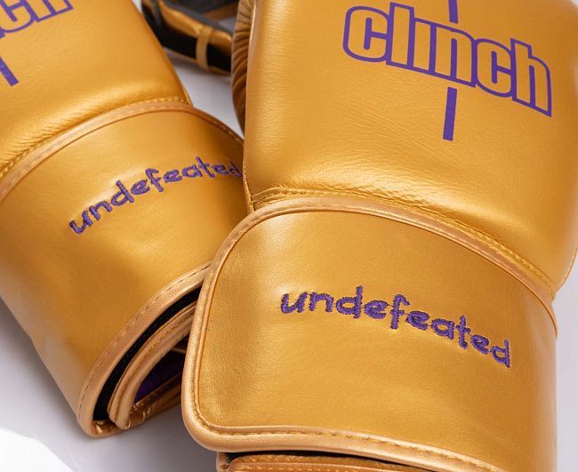 Перчатки боксерские Clinch Undefeated золотые фото 16