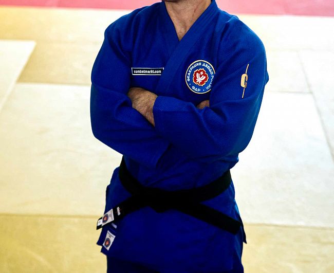 Кимоно для дзюдо Clinch Judo Gold FDR синее фото 14