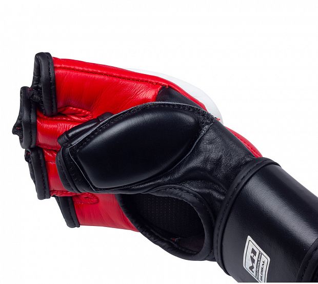 Перчатки для смешанных единоборств Clinch M1 Global Official Fight Gloves бело-красно-черные фото 8