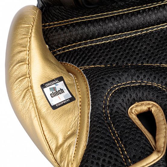 Перчатки боксерские Clinch Aero черно-золотые фото 9